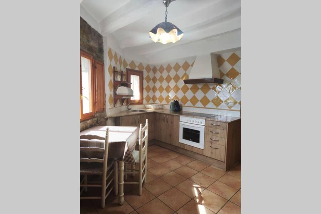 Casa Escola Βίλα Pobla de Segur Εξωτερικό φωτογραφία